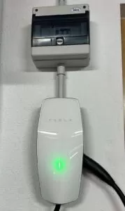 instalar cargador tesla